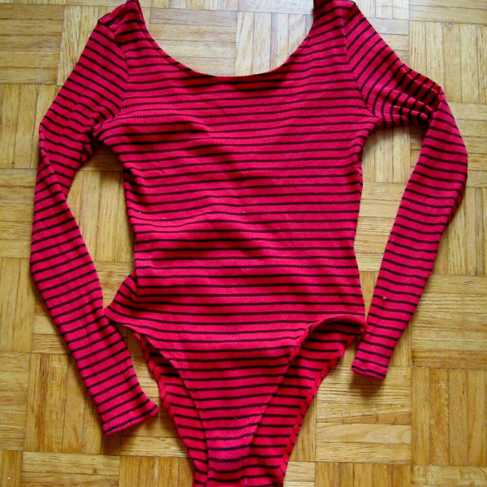 Divided by H&M Red Black Striped Long Sleeve Bodysuit - Size Large